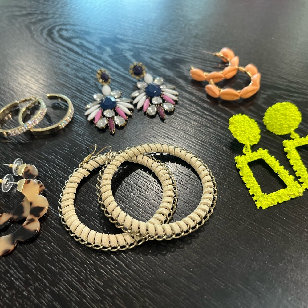 Colorful Statement Earrings Set - Picture 3 of 6